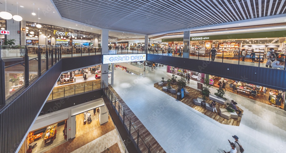 イオンモール内観